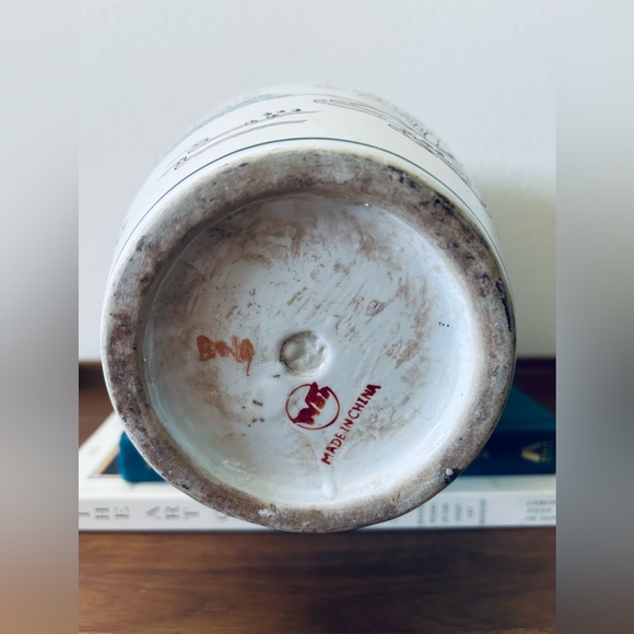 Late 20th Century Large Chinoiserie Vase With Birds in Lotus Pond and Bamboo - Picture 7 of 7